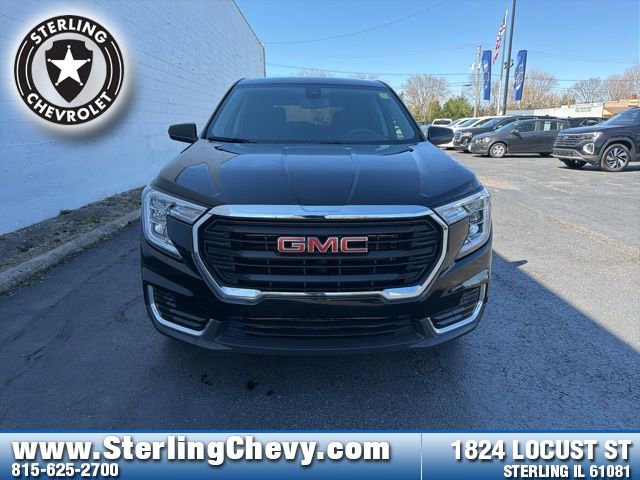 Used 2024 GMC Terrain SLE image 5