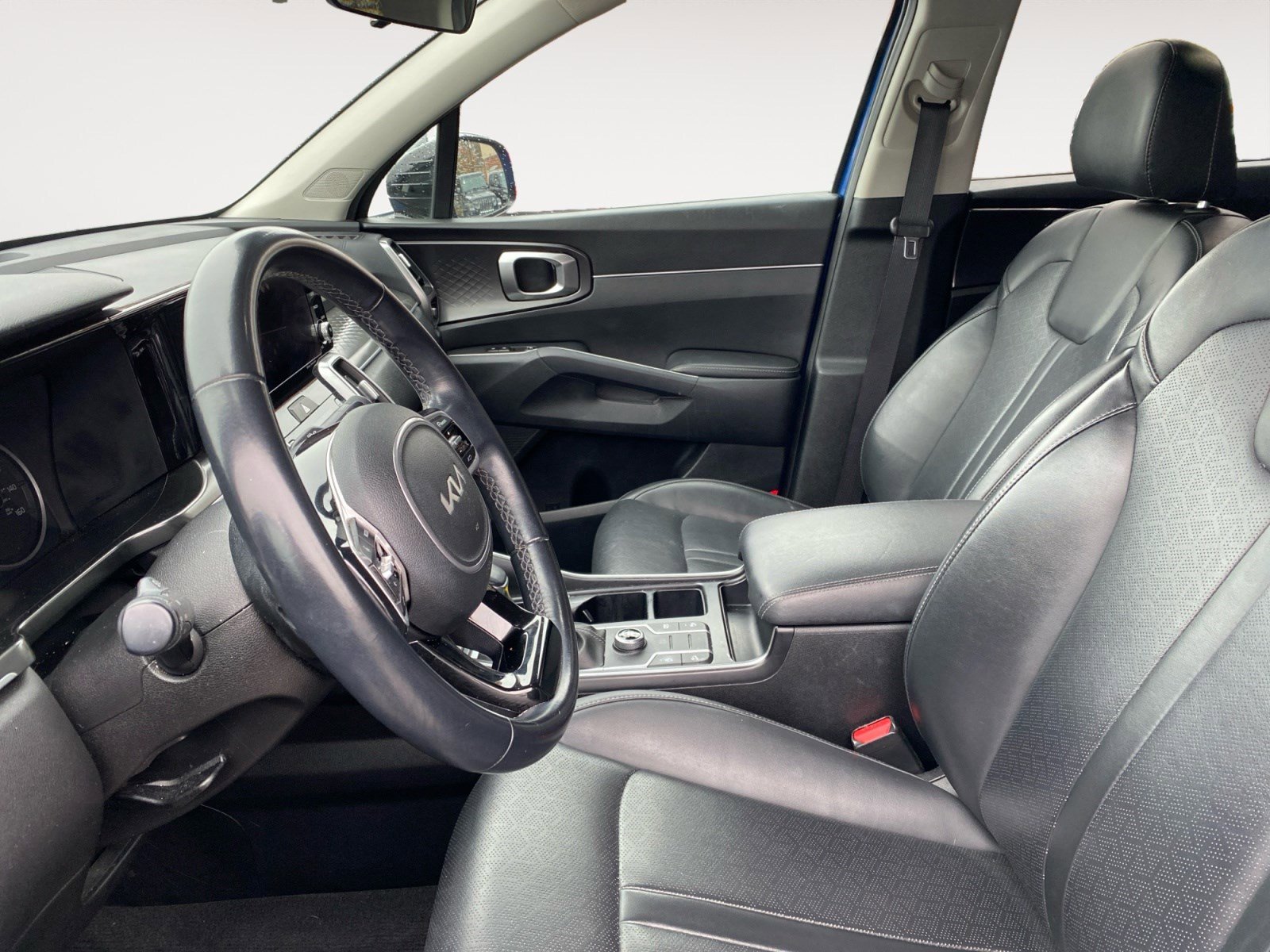 Used 2022 Kia Sorento S w/ Panoramic Sunroof Package image 21