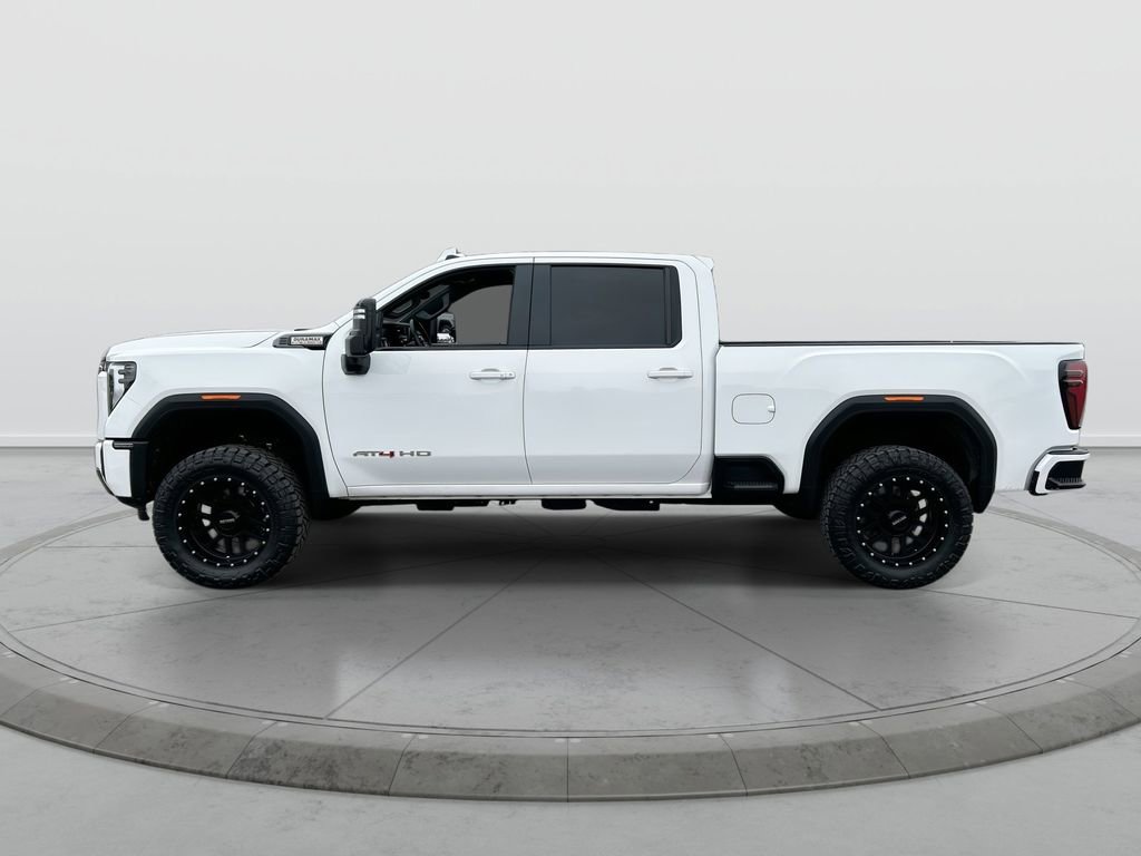 Used 2024 GMC Sierra 2500 AT4 w/ Technology Package AWD/4WD image 5