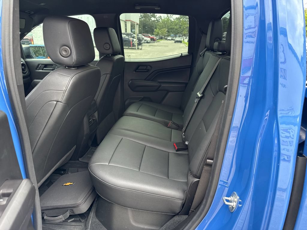 Used 2025 Chevrolet Colorado Trail Boss AWD/4WD image 11