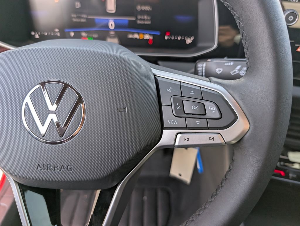 Used 2025 Volkswagen Jetta Sport image 16