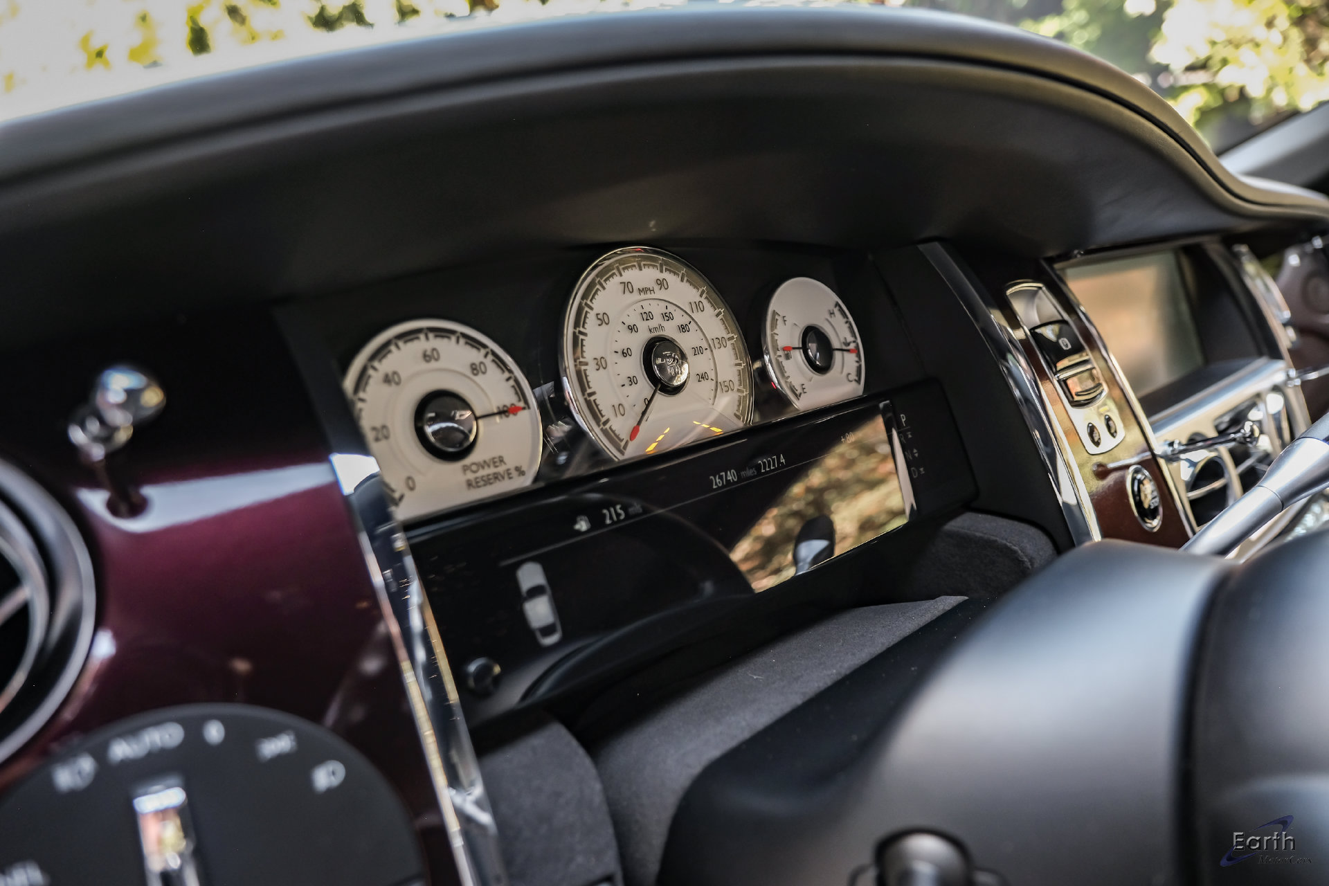 Used 2016 Rolls-Royce Wraith RWD image 37