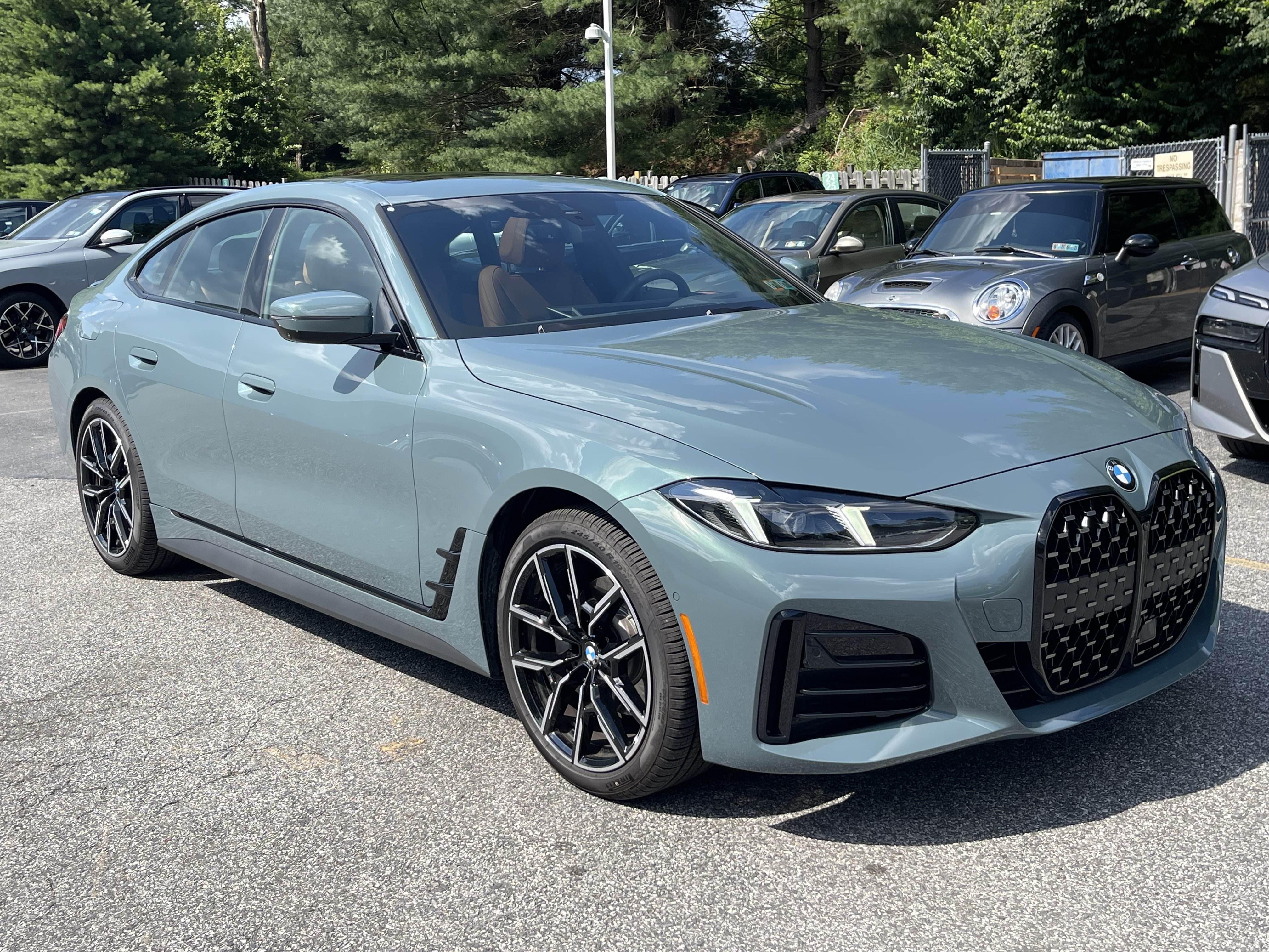 Used 2026 BMW 430i xDrive w/ M Sport Package AWD/4WD image 3