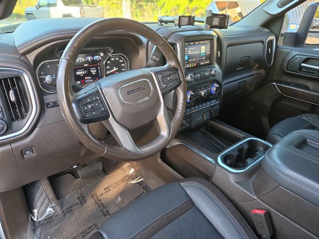 Used 2020 GMC Sierra 3500 Denali w/ Denali Ultimate Package AWD/4WD image 11
