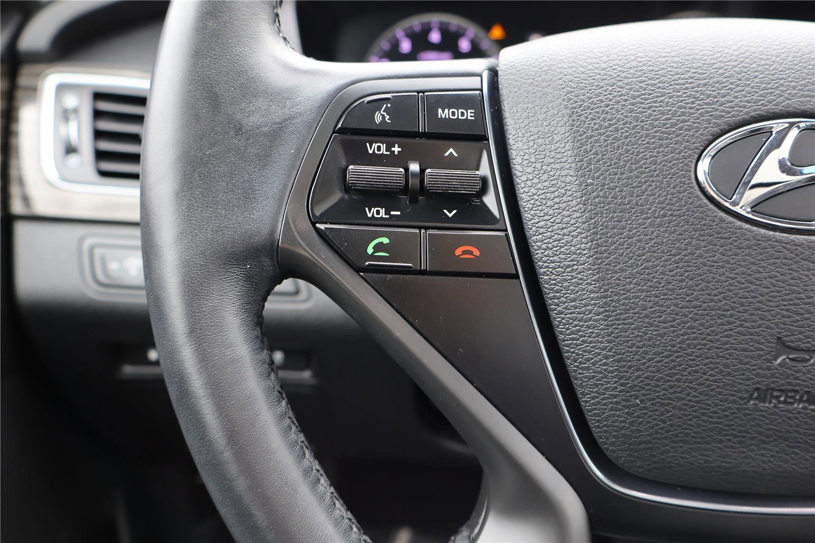 Used 2015 Hyundai Sonata Limited w/ Option Group 06 image 14