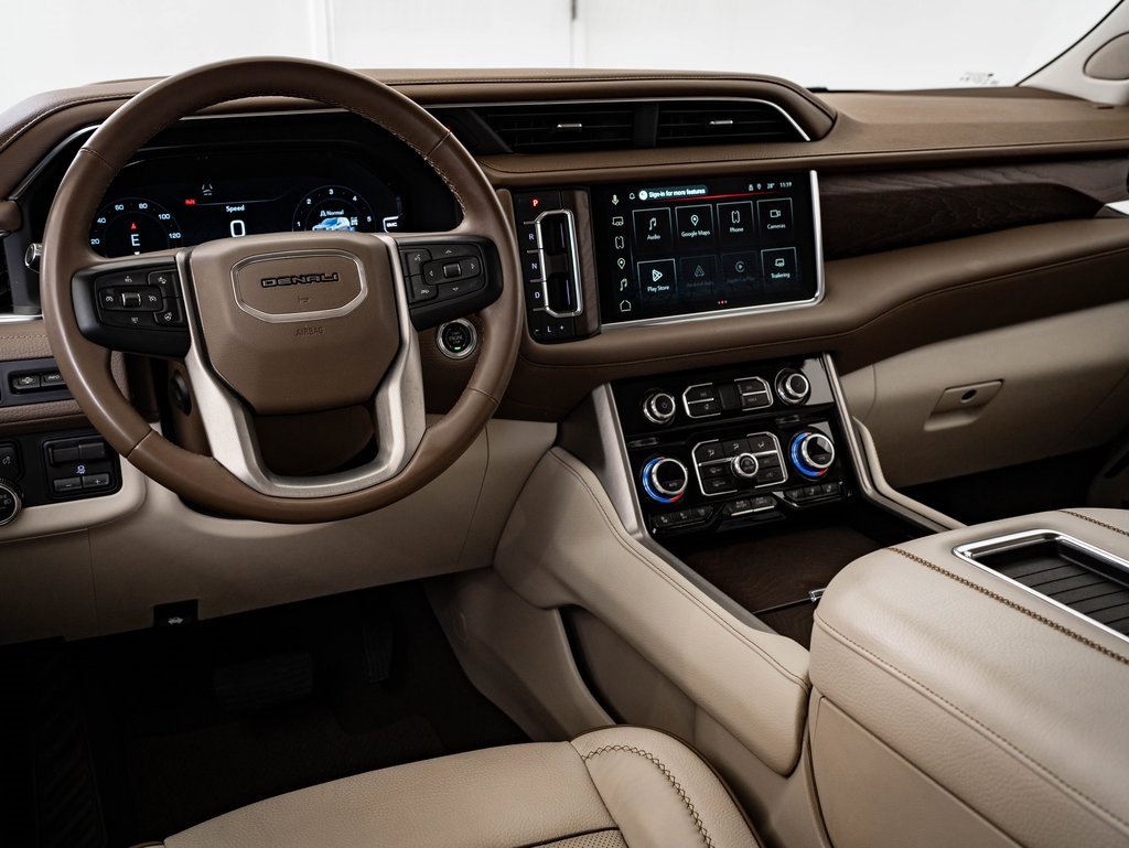 Used 2023 GMC Yukon Denali w/ Max Trailering Package image 4
