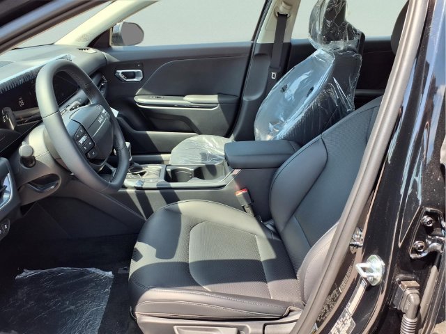 New 2026 Kia K4 EX FWD image 14