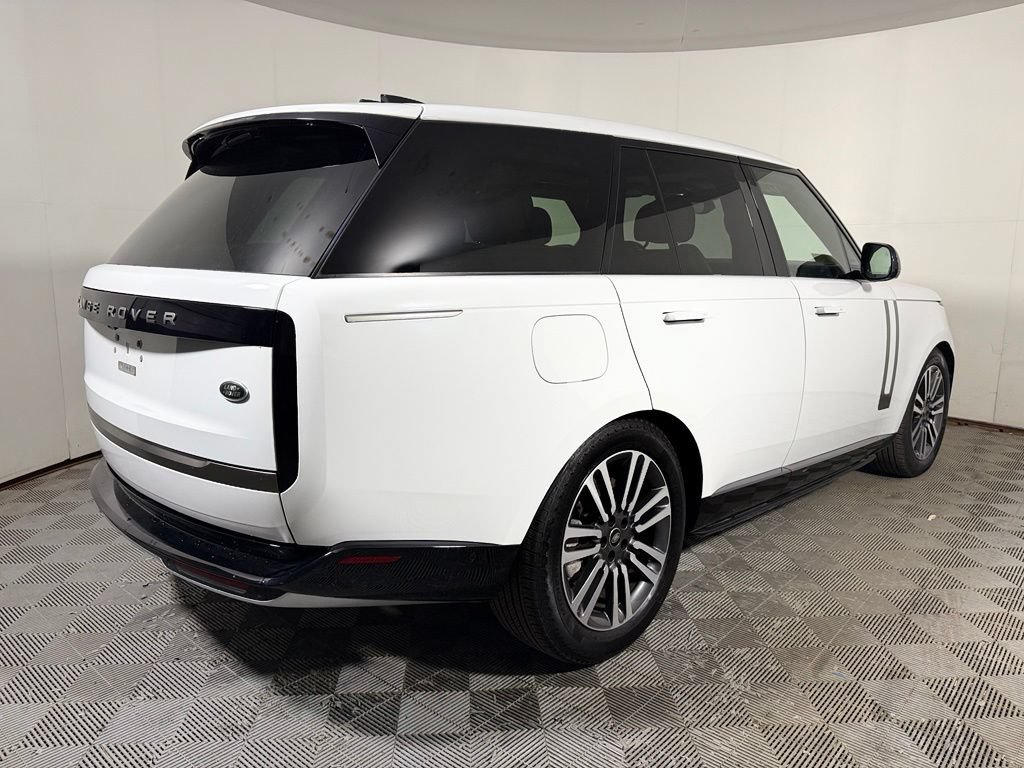 Used 2023 Land Rover Range Rover SE AWD/4WD image 7