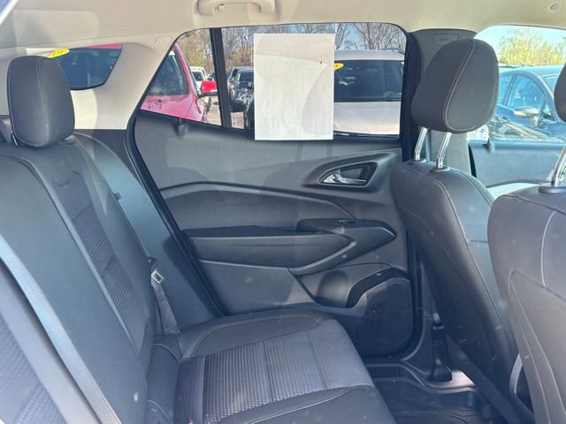 Certified 2024 Chevrolet Trax LT w/ Driver Confidence Package FWD image 18