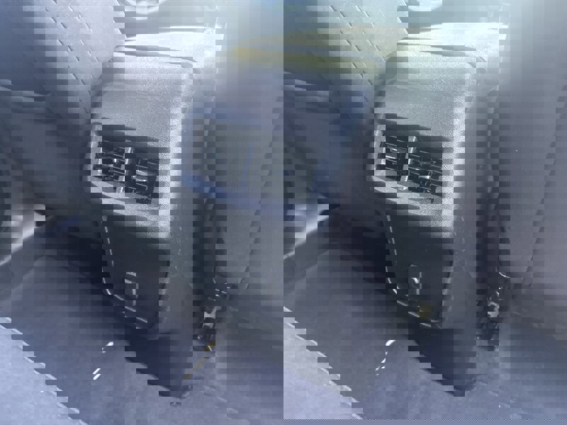 Used 2018 Chevrolet Equinox LT image 30