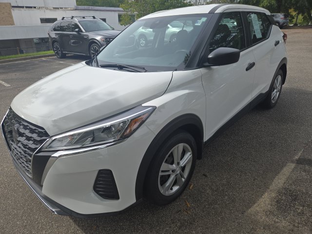 Used 2021 Nissan Kicks S
