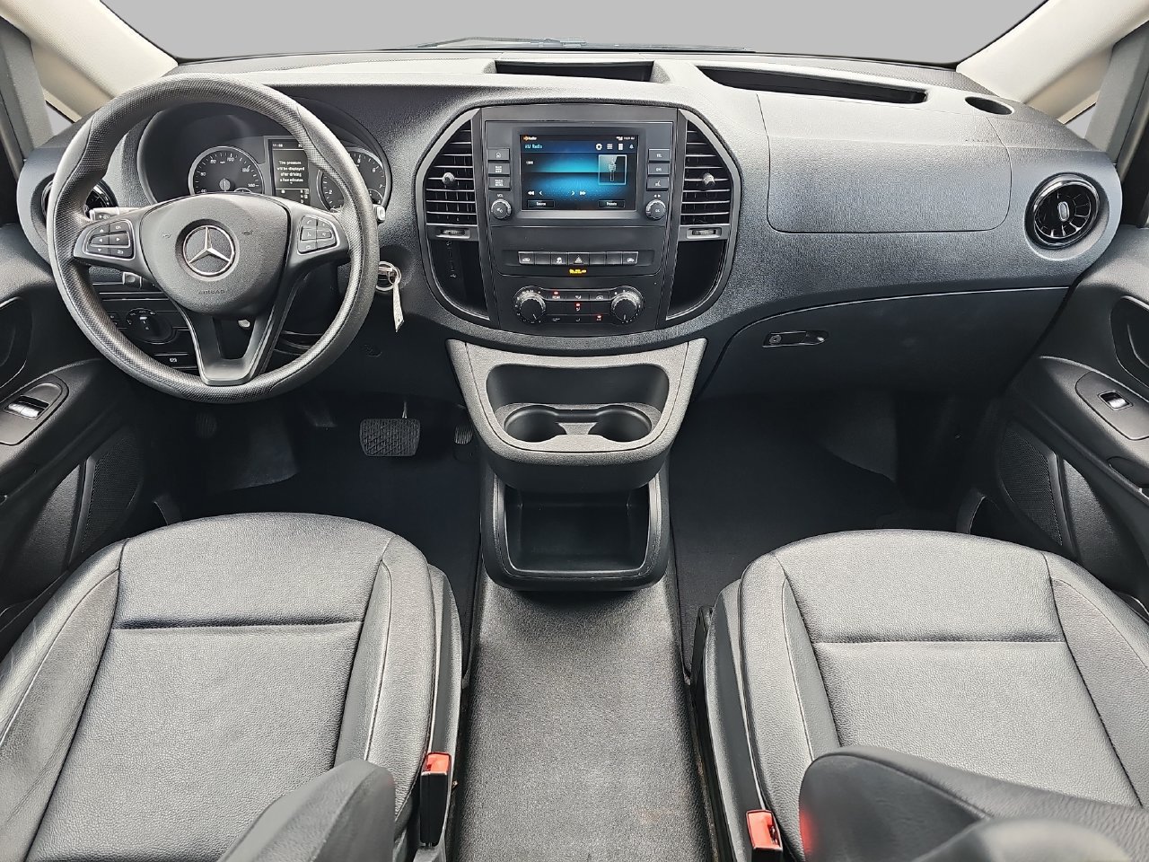 Used 2023 Mercedes-Benz Metris Passenger image 11