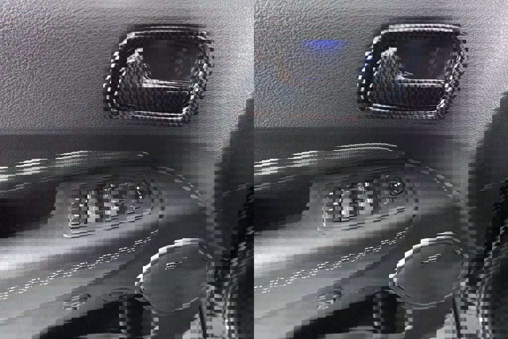 Used 2020 Dodge Durango SRT image 9