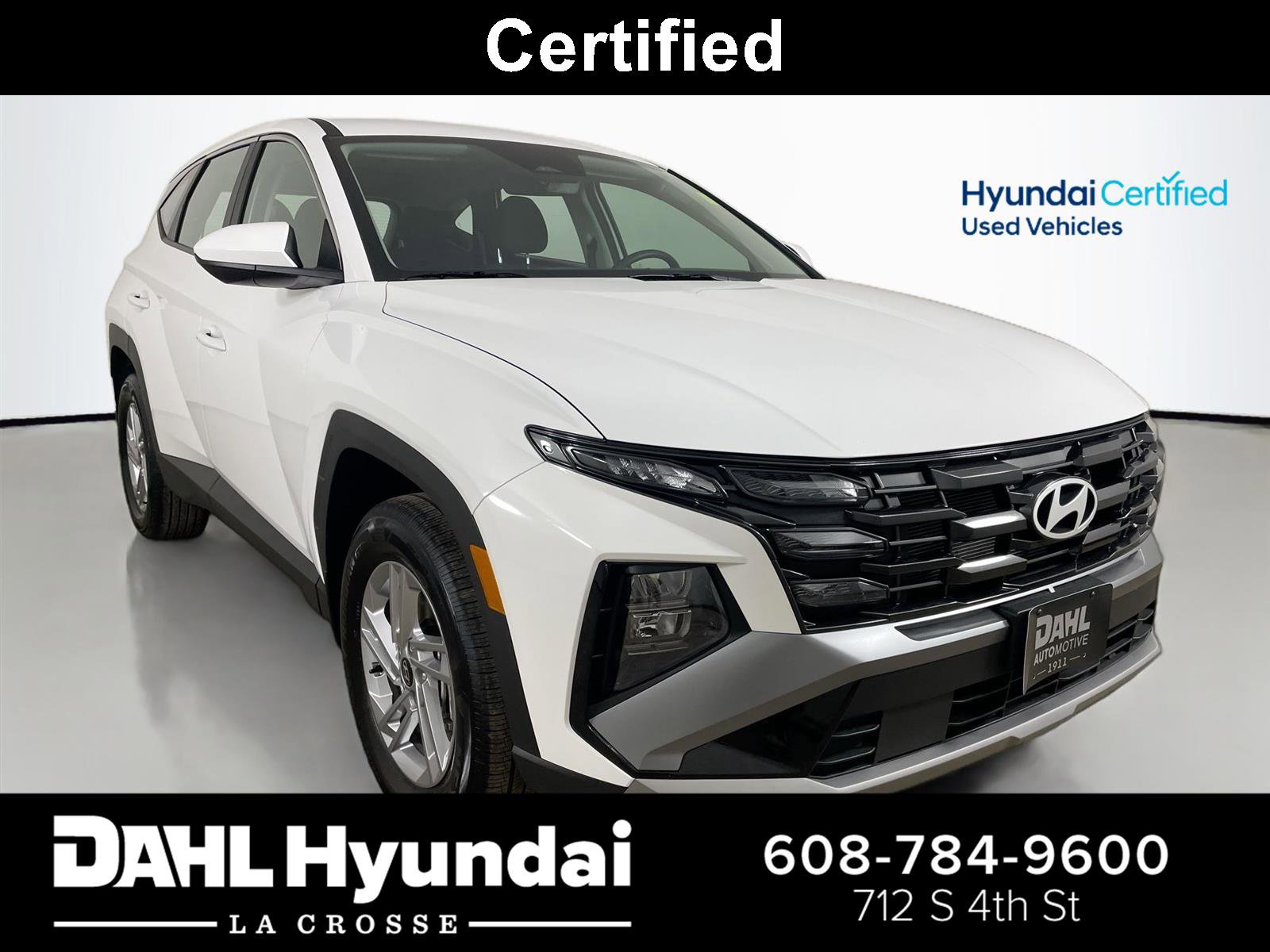 Used 2025 Hyundai Tucson SE image 1