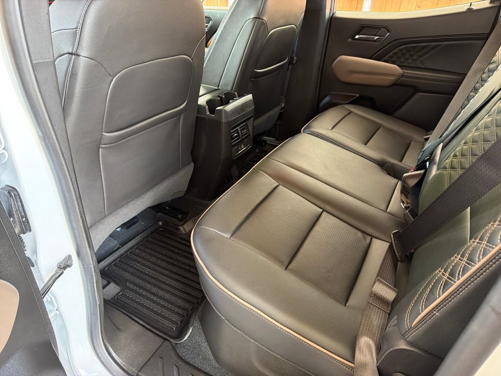 Used 2023 GMC Canyon Denali AWD/4WD image 32