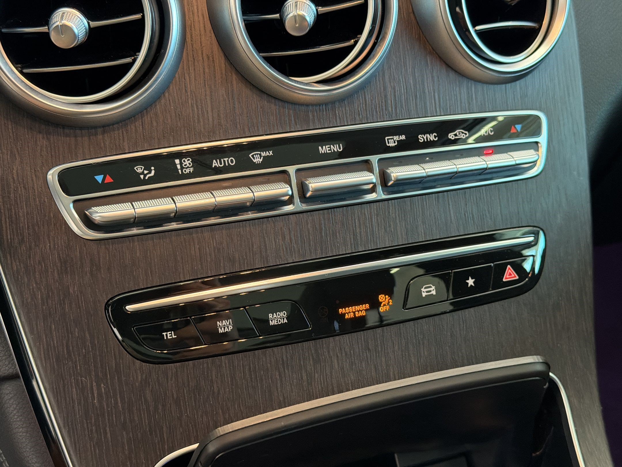 Used 2021 Mercedes-Benz GLC 300 4MATIC image 19