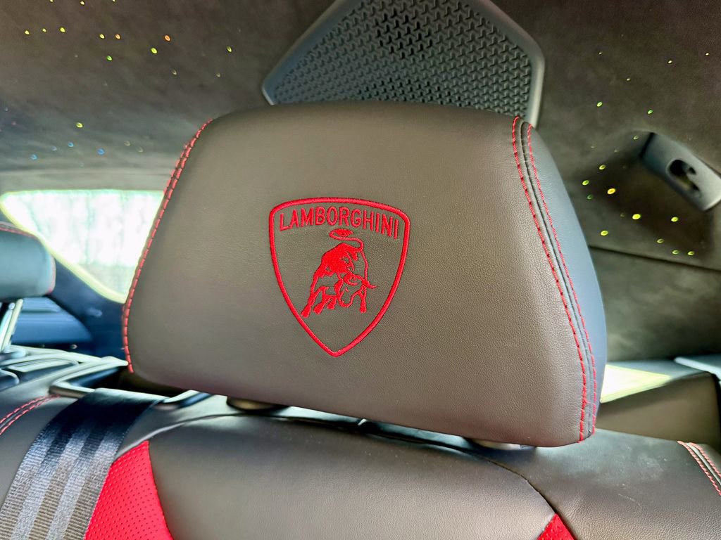 Used 2021 Lamborghini Urus image 56