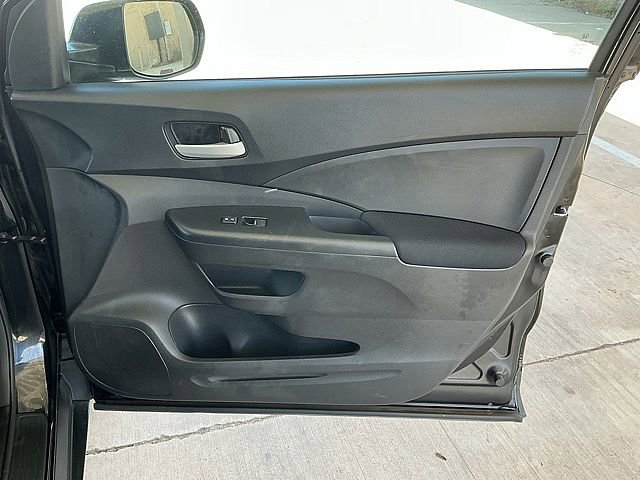 Used 2016 Honda CR-V SE image 10