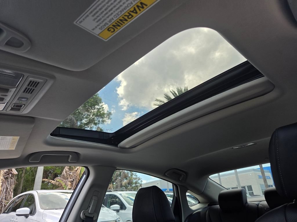 Used 2019 Honda Insight Touring image 22