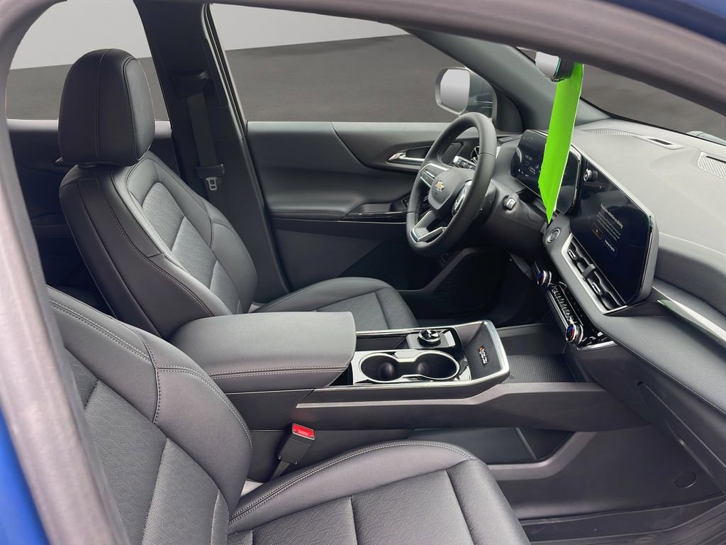 New 2026 Chevrolet Equinox LT w/ Convenience Package II image 19