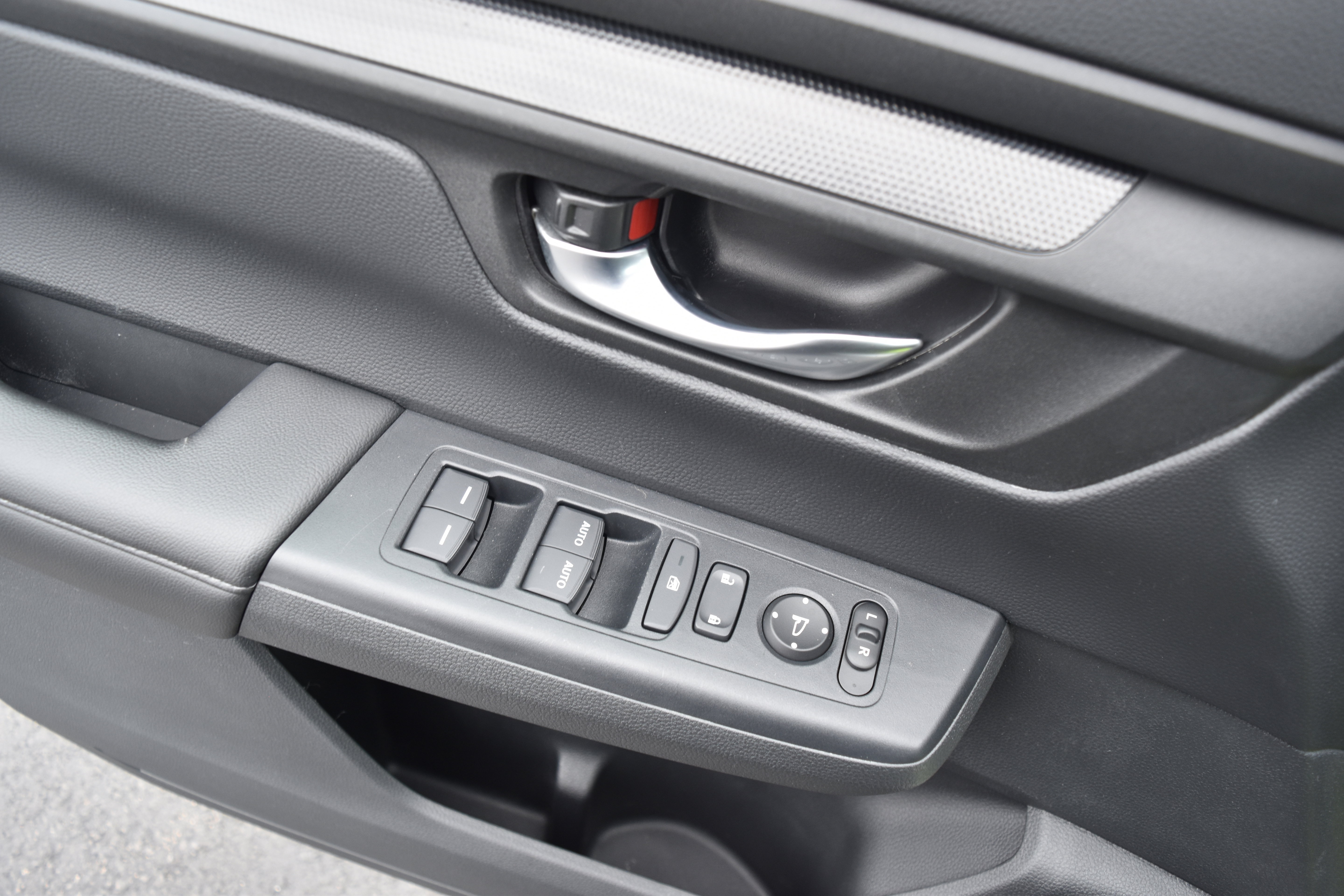 Certified 2023 Honda CR-V EX image 12