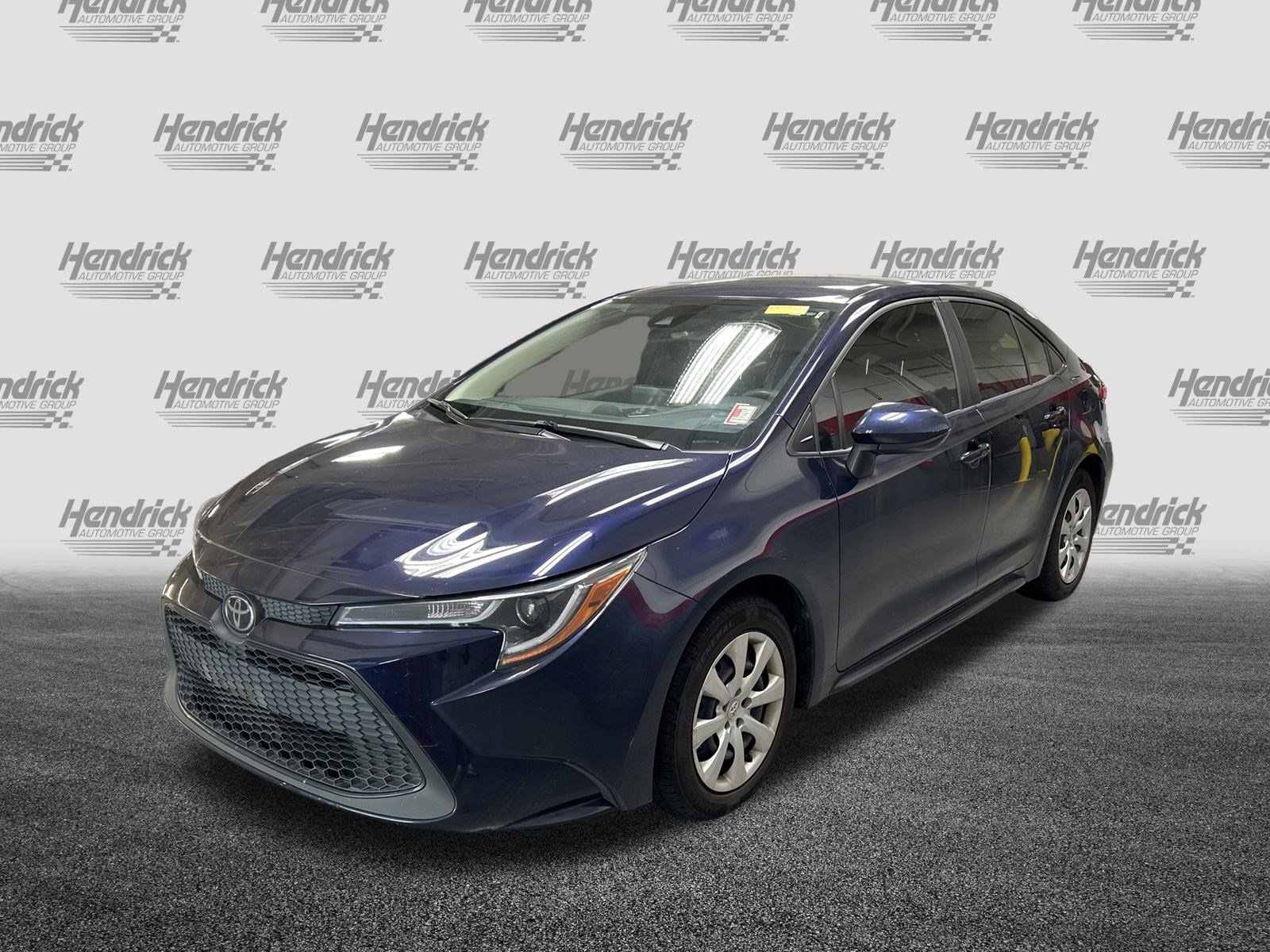 Used 2020 Toyota Corolla LE FWD image 6