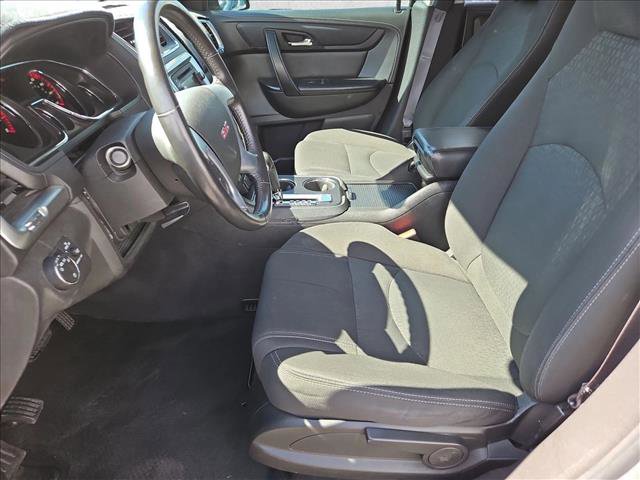 Used 2015 GMC Acadia SLE FWD image 18