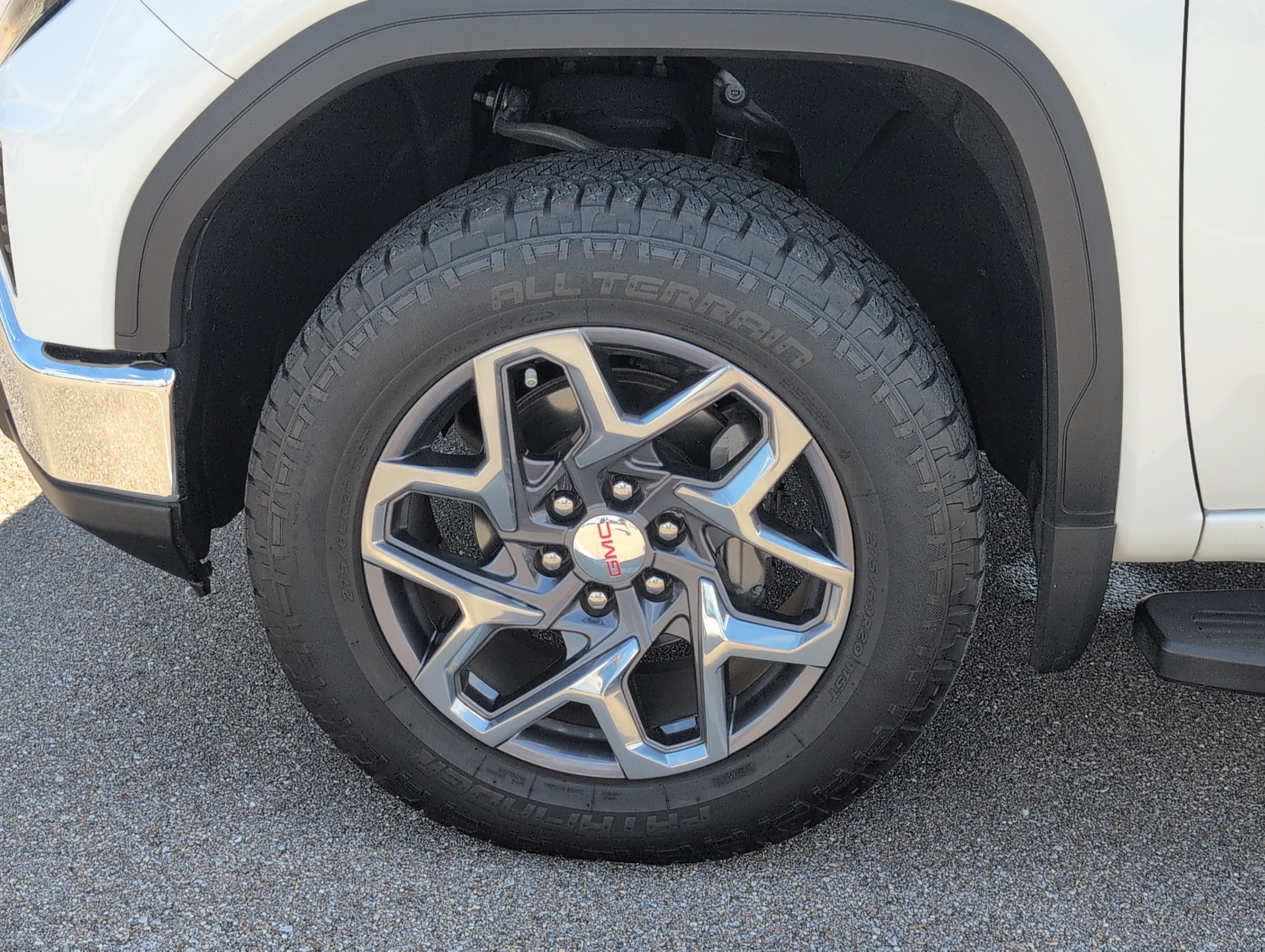 Used 2022 GMC Sierra 1500 SLT AWD/4WD image 12