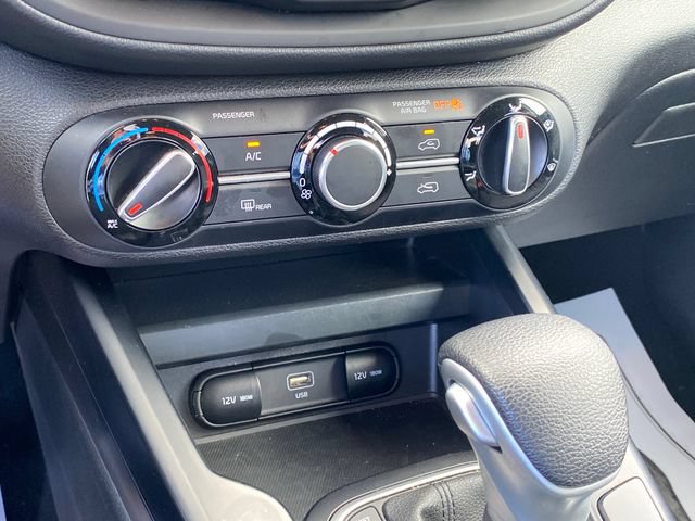 Used 2024 Kia Soul LX w/ Option Group 015 FWD image 13