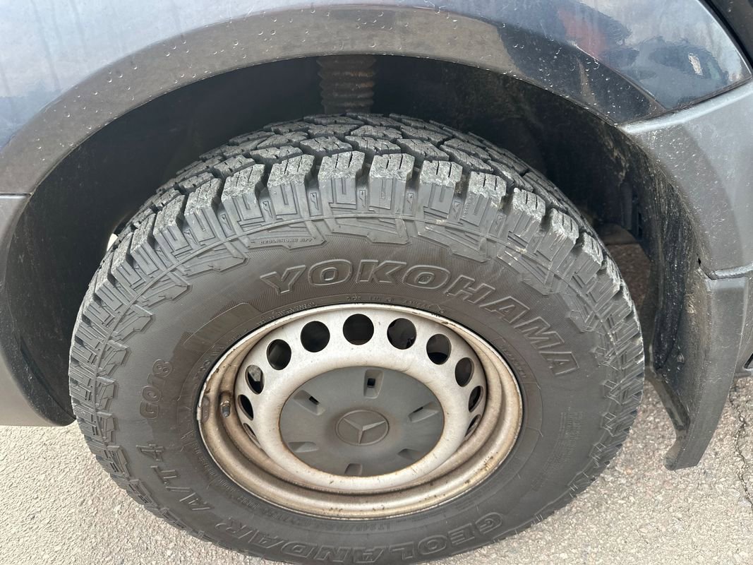 Used 2016 Mercedes-Benz Sprinter 2500 image 16