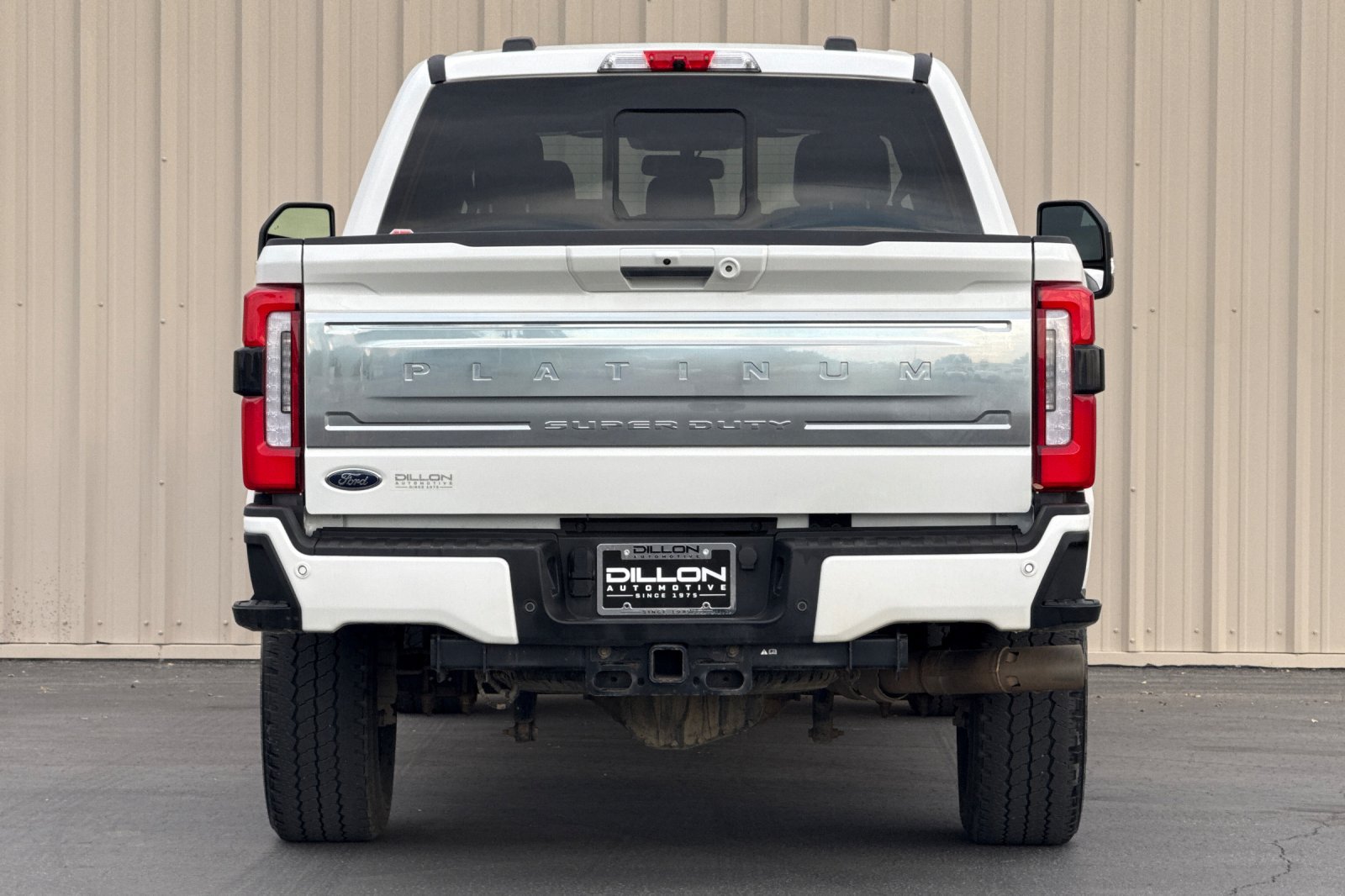 Used 2023 Ford F350 Platinum AWD/4WD image 7