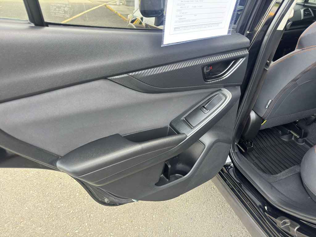 Used 2019 Subaru Crosstrek 2.0i Premium w/ Eyesight System AWD/4WD image 9