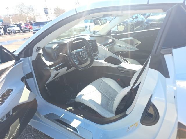 Used 2021 Chevrolet Corvette Stingray Premium Conv w/ Z51 Performance Package image 15