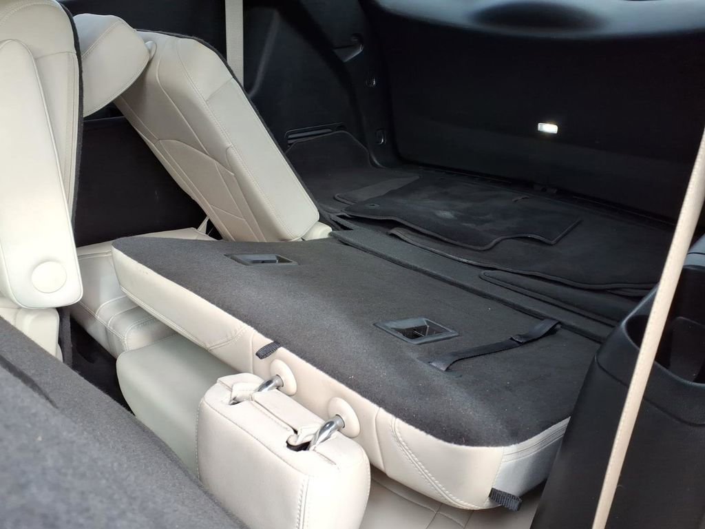 Certified 2022 Buick Enclave Premium w/ Experience Buick Package image 9