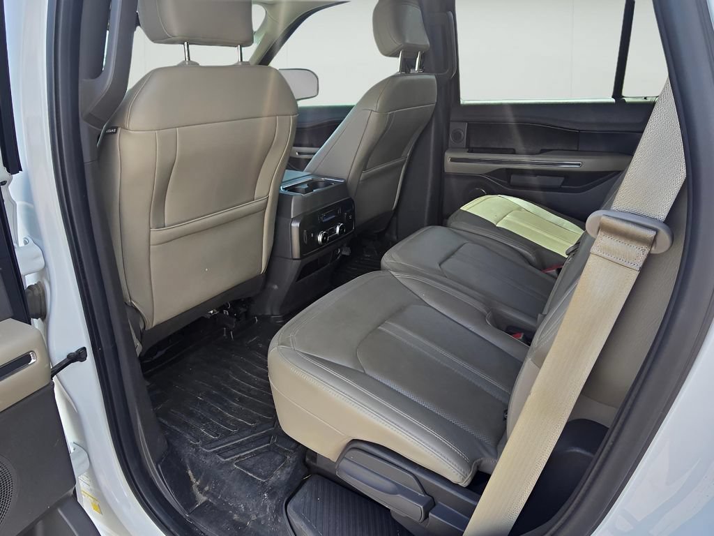 Used 2020 Ford Expedition Limited w/ Equipment Group 302A AWD/4WD image 26