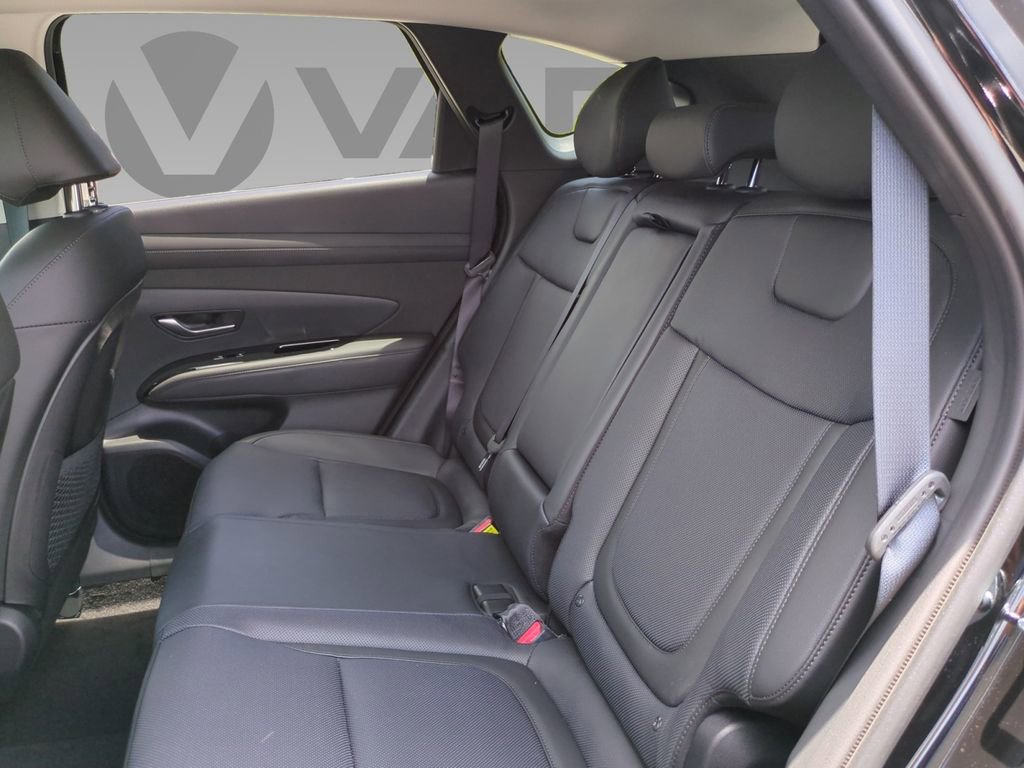 New 2025 Hyundai Tucson Limited image 15