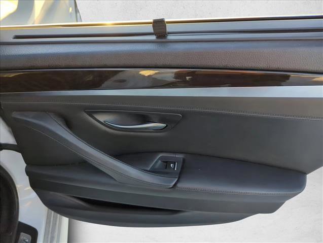 Used 2016 BMW 535i Sedan image 21