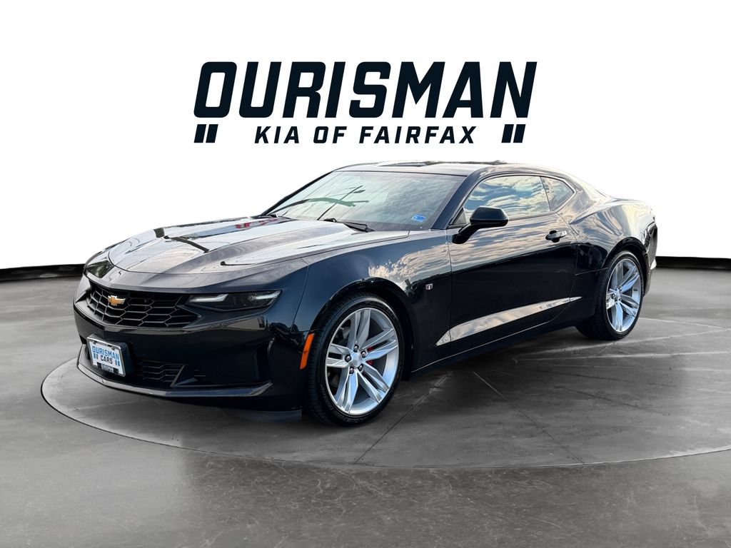 Used 2024 Chevrolet Camaro LT w/ Technology Package RWD image 2