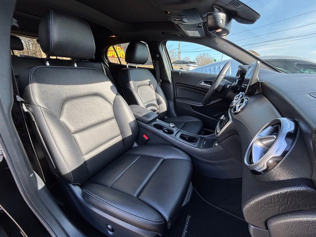 Used 2019 Mercedes-Benz GLA 250 GLA 250 image 16
