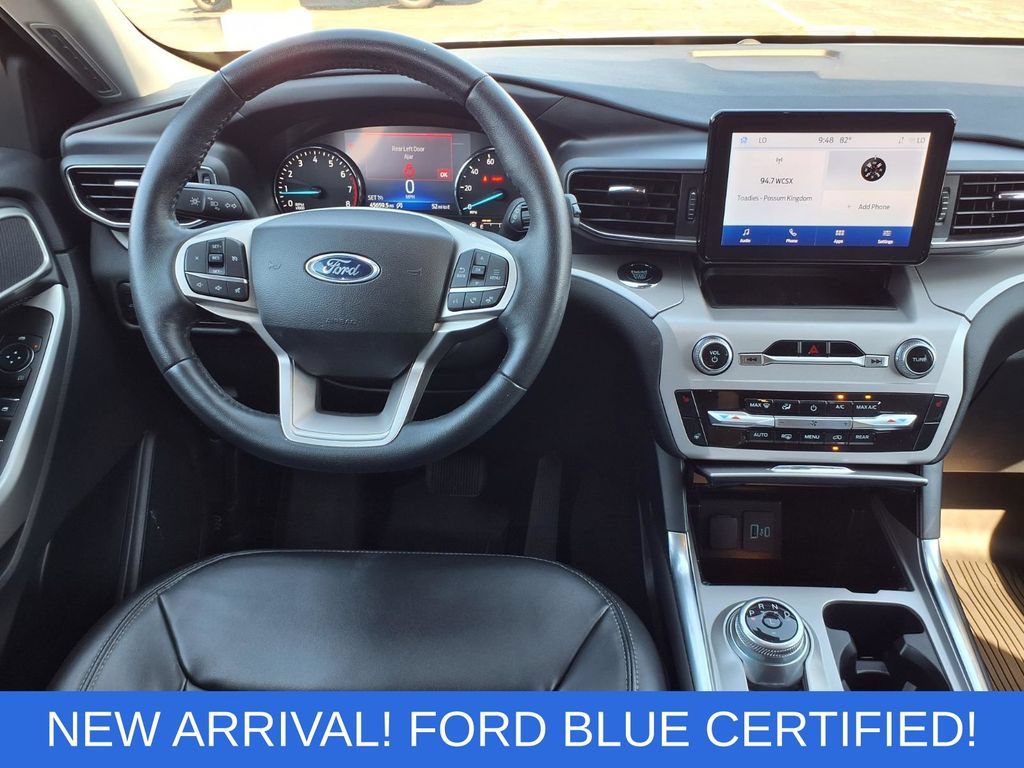Certified 2023 Ford Explorer XLT w/ Equipment Group 202A AWD/4WD image 6