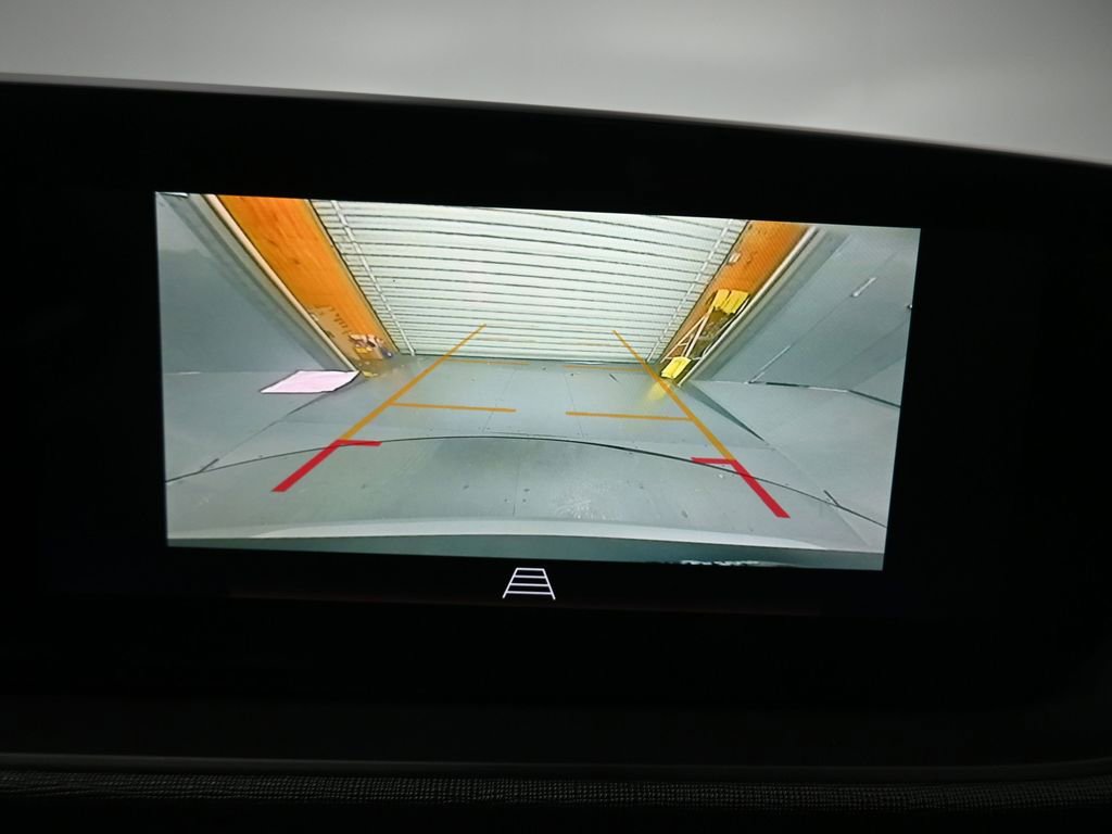 Used 2024 Buick Envista Preferred w/ Convenience I Package image 18