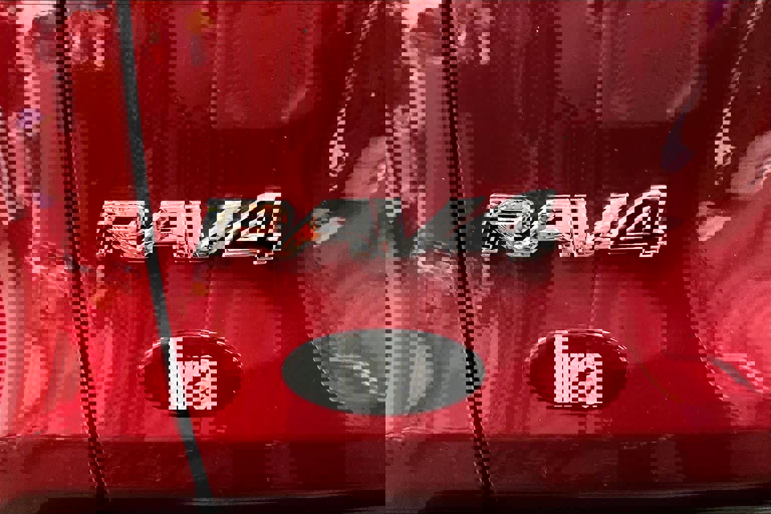 Used 2021 Toyota RAV4 LE image 10