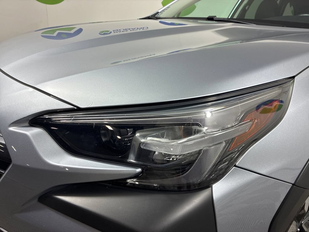 Used 2023 Subaru Outback Limited AWD/4WD image 4