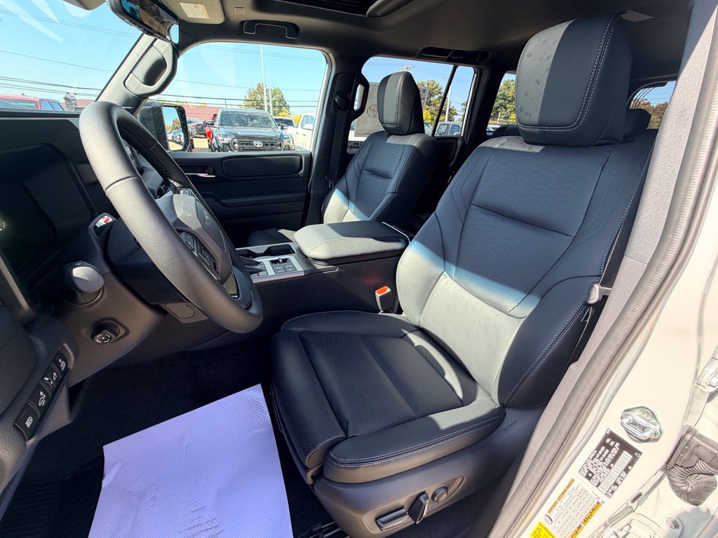 New 2027 Toyota Land Cruiser w/ Premium Package AWD/4WD image 12