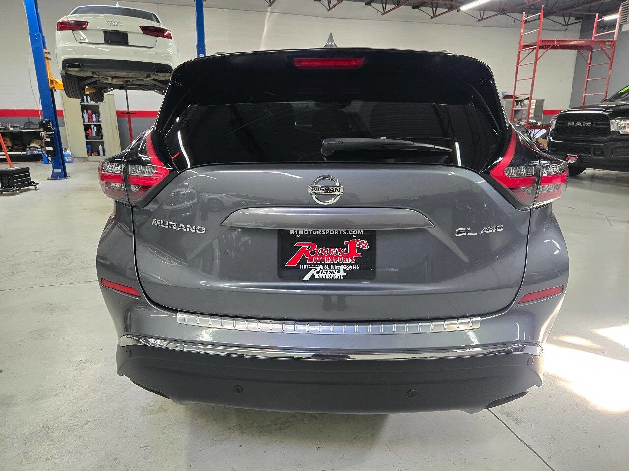 Used 2020 Nissan Murano SL w/ Moonroof Package image 6