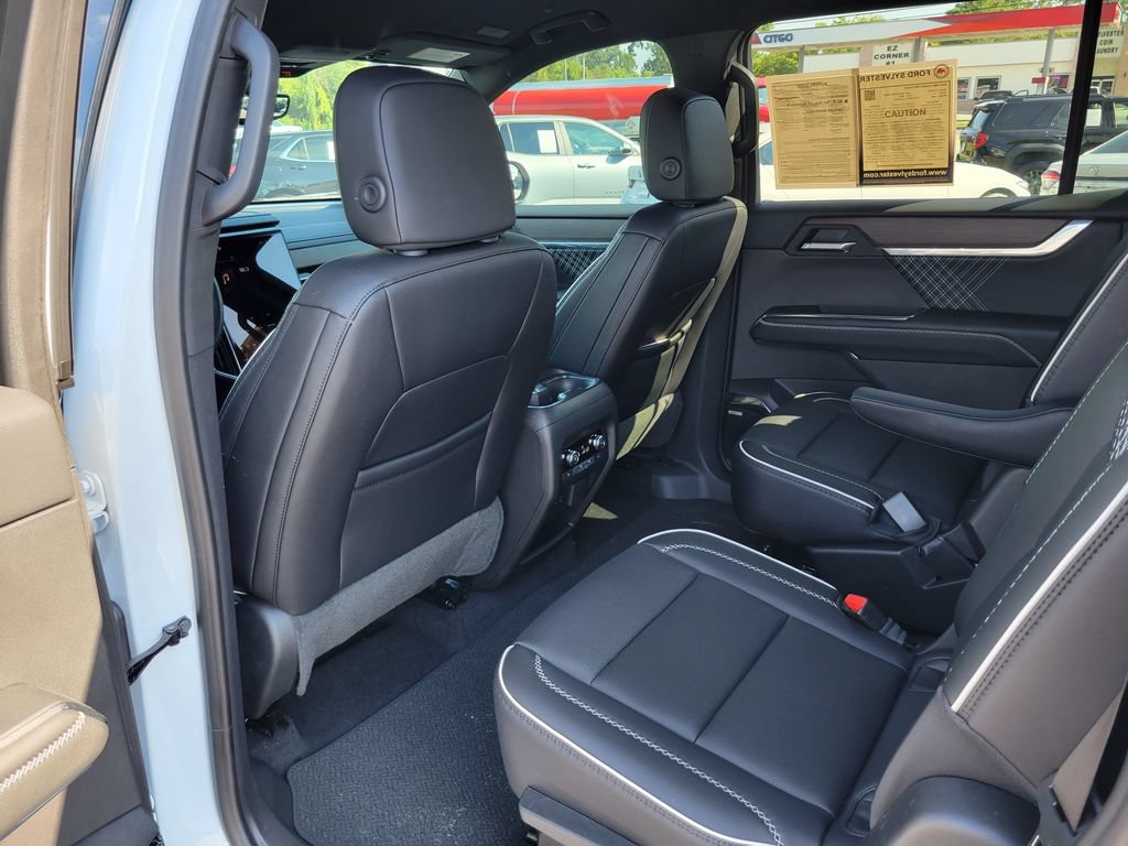 Used 2026 GMC Acadia Denali w/ Super Cruise Package FWD image 15