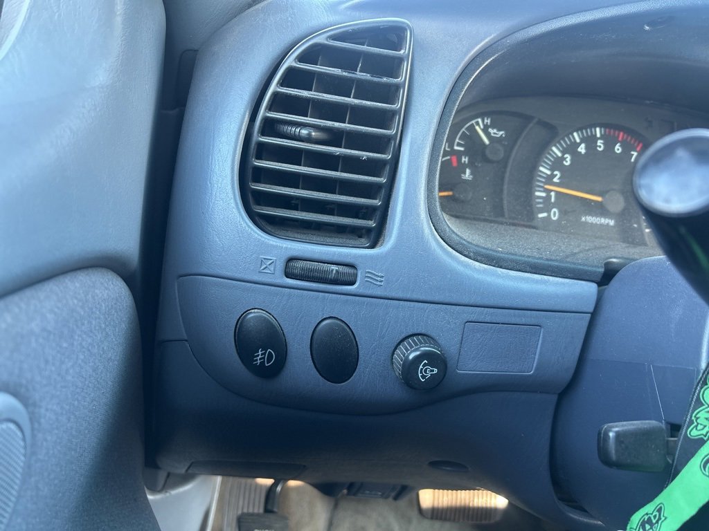 Used 2000 Toyota Tundra SR5 image 25