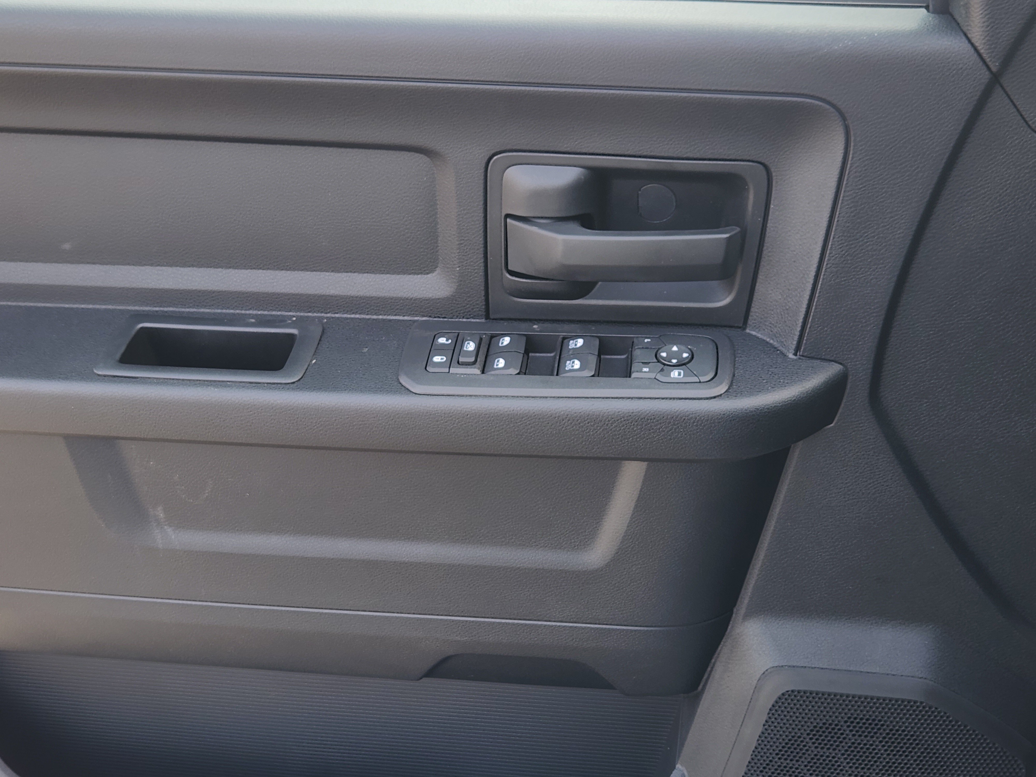 New 2026 RAM 3500 Tradesman AWD/4WD image 19