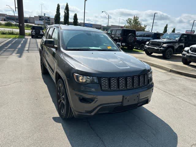 Certified 2020 Jeep Grand Cherokee Altitude AWD/4WD image 23