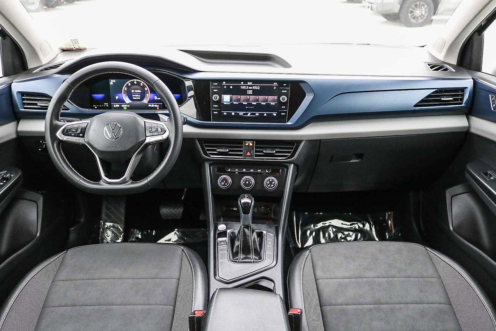 Used 2022 Volkswagen Taos SE image 12